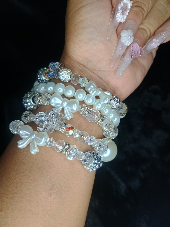 Pearl & Crystal Multistrand Bracelet - White